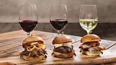 Sliders & Wine Pairing: Mini Burgers
