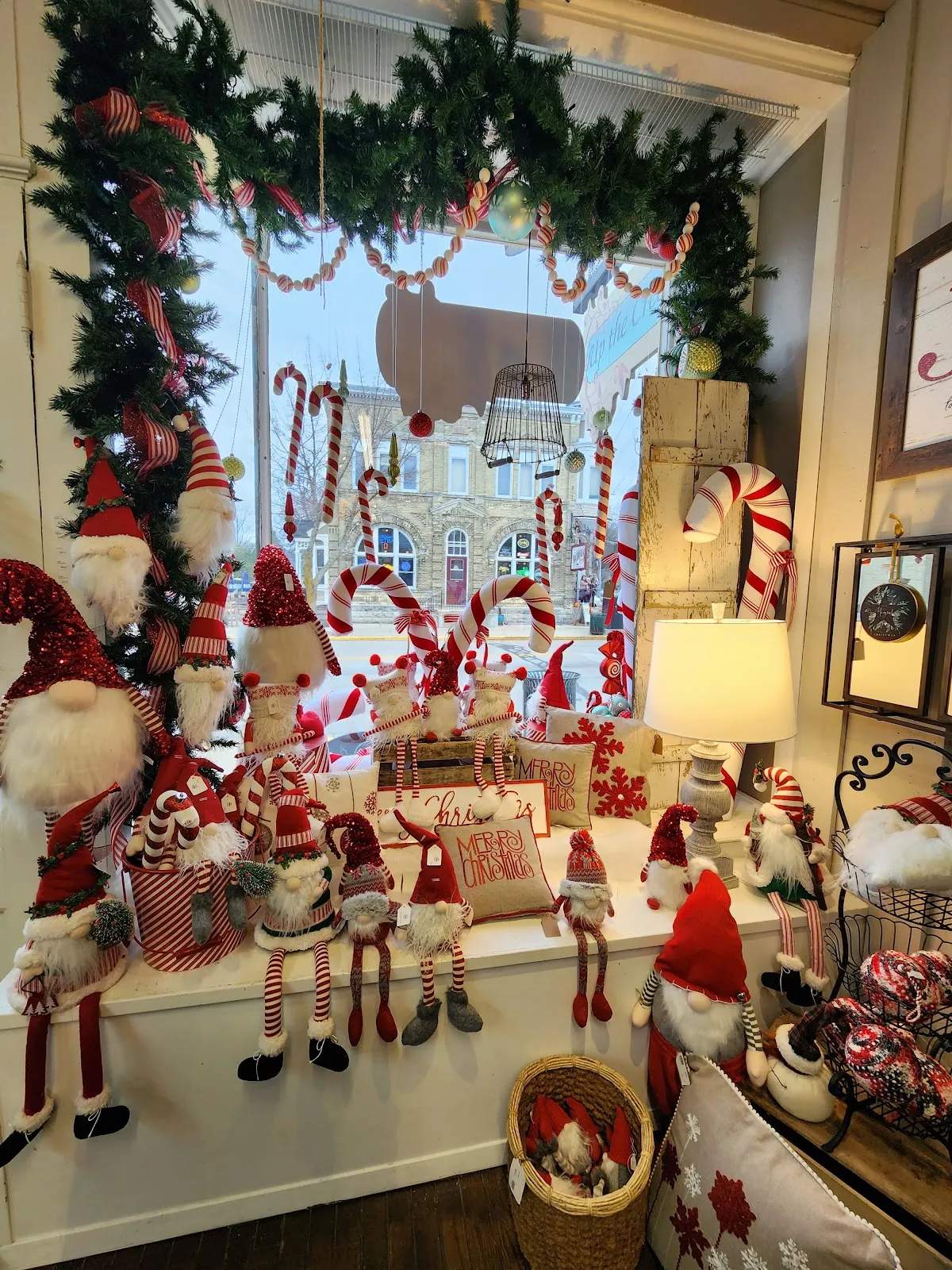Downtown cedarburg — photo 3