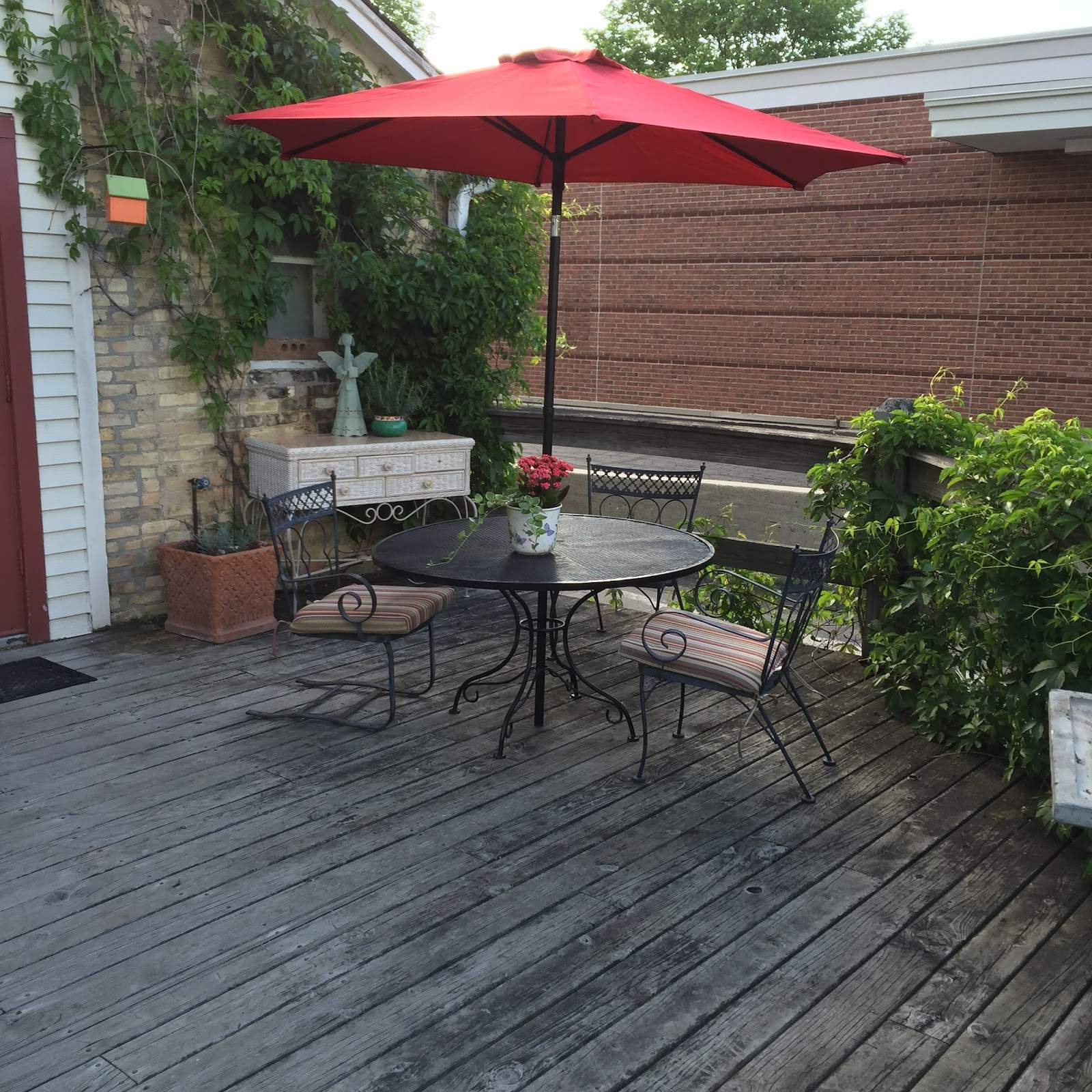 Five20 Social Stop — photo 1