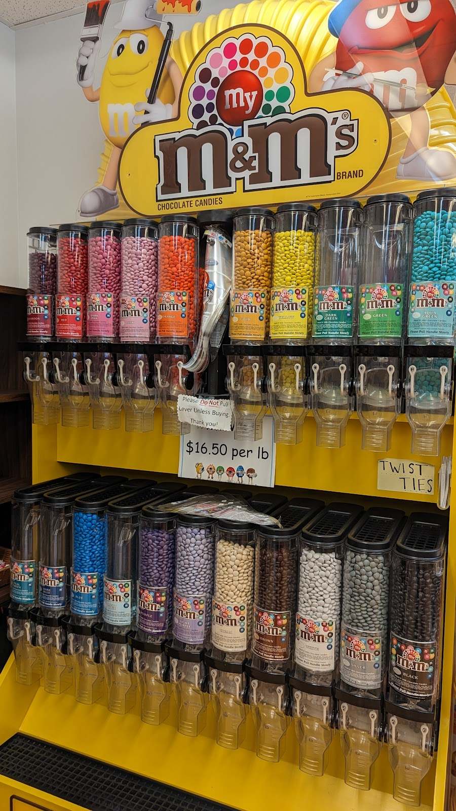 Ashley’s Confectionery — photo 9