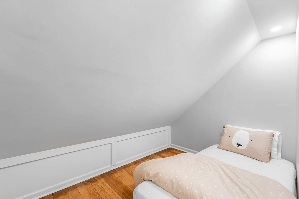 Remodeled Luxury 3BR - Walk to Cedarburg Downtown — photo 15